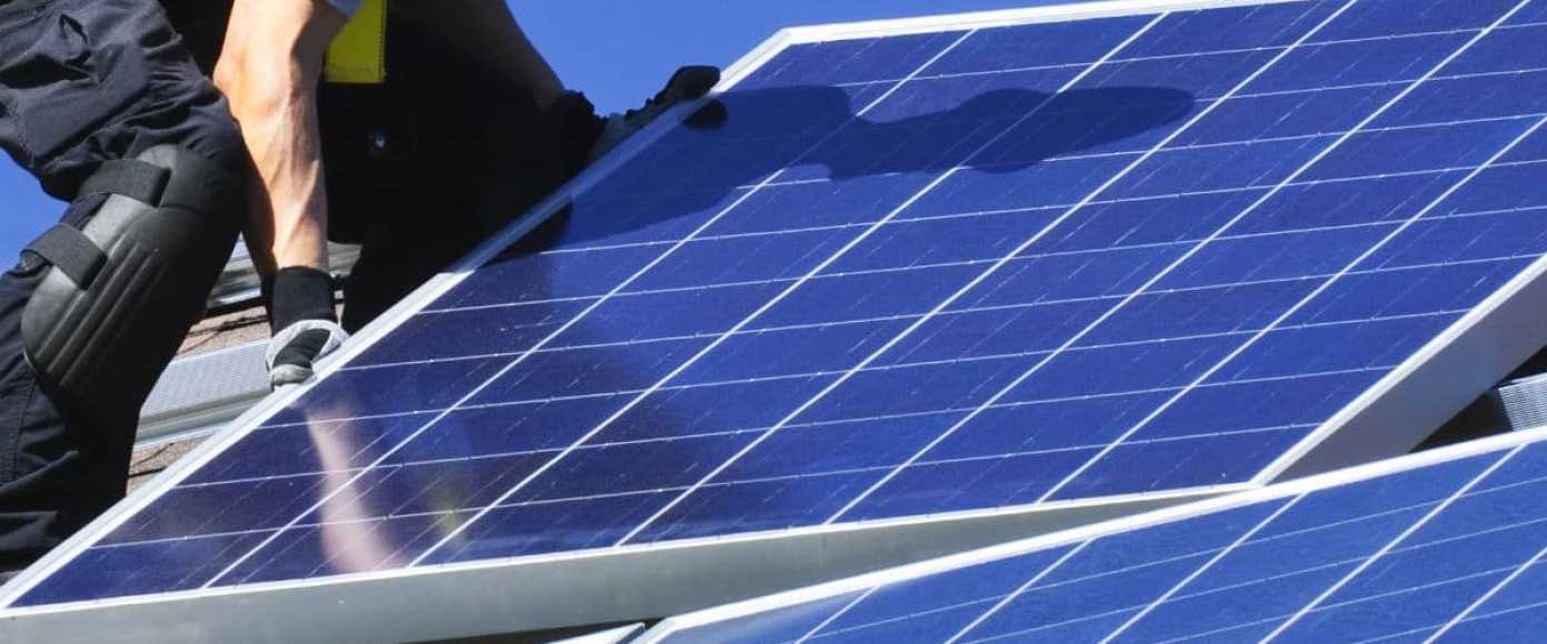 Prix panneau photovoltaïque : quel est-il en 2024 ?