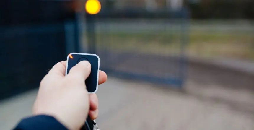 Comment ouvrir un portail électrique sans télécommande ?