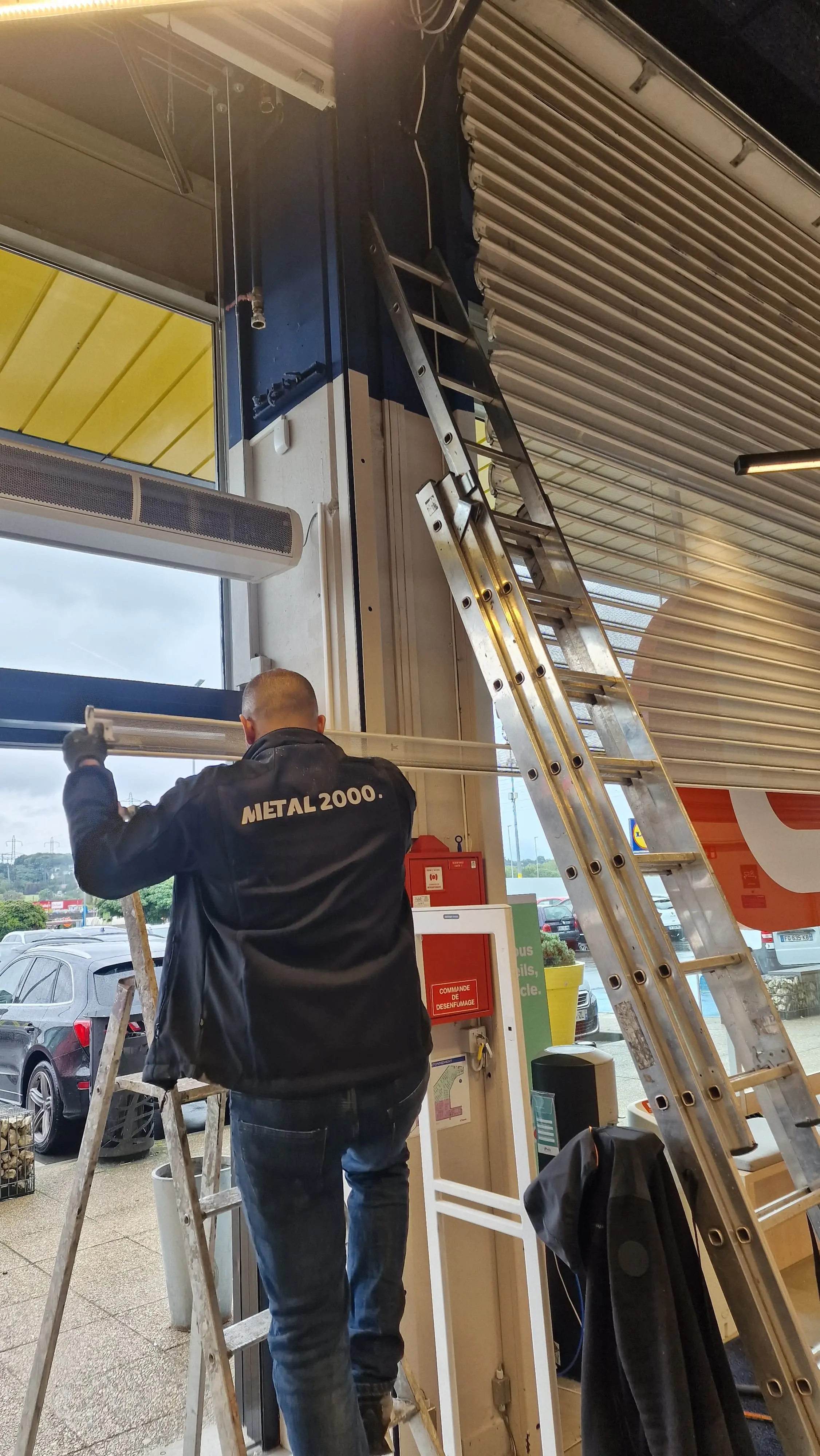 déblocage rideau métallique Poitiers