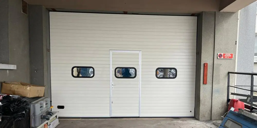 Réparation porte sectionnelle industrielle Rueil Malmaison (92500)