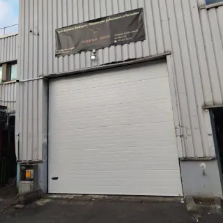 Portes industrielles à Alfortville