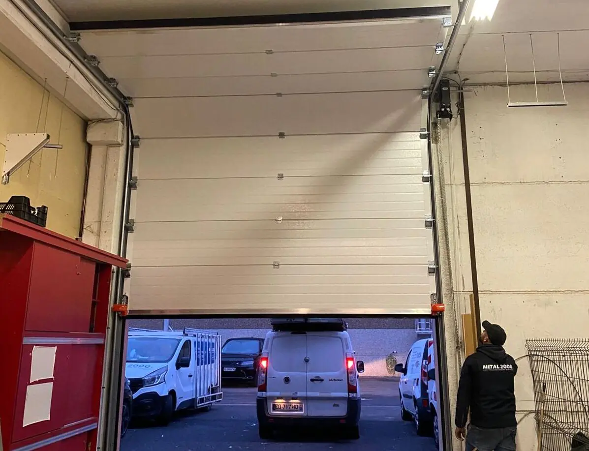 Dépannage porte sectionnelle industrielle Coulommiers