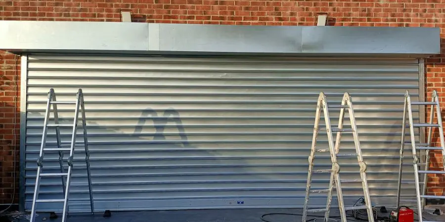 comment debloquer rideau metallique