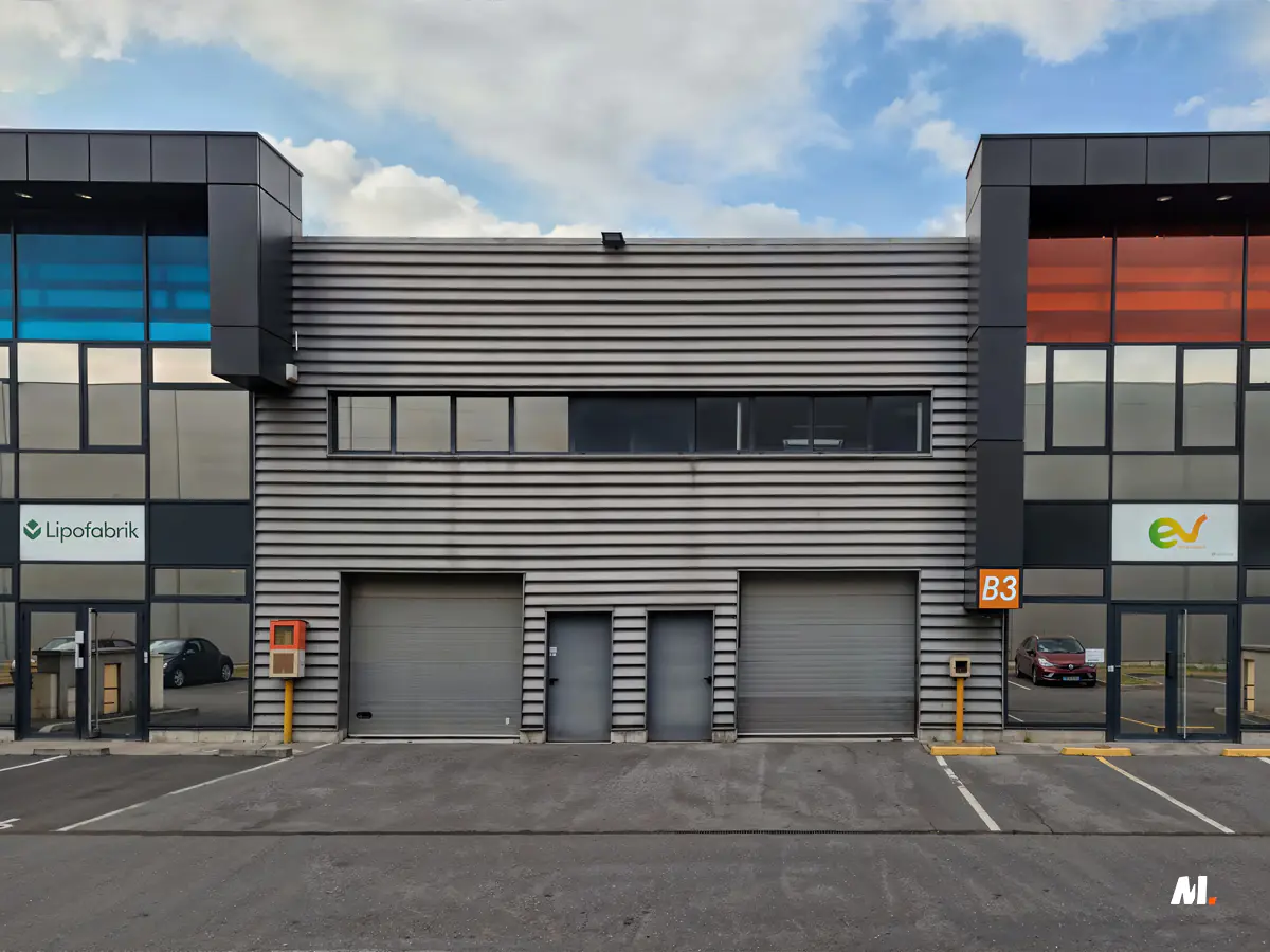 Réalisation Pose d'un rideau métallique industriel pour LIPOFABRIK