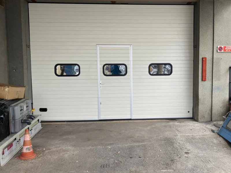 Réparation porte industrielle Mouroux (77120)